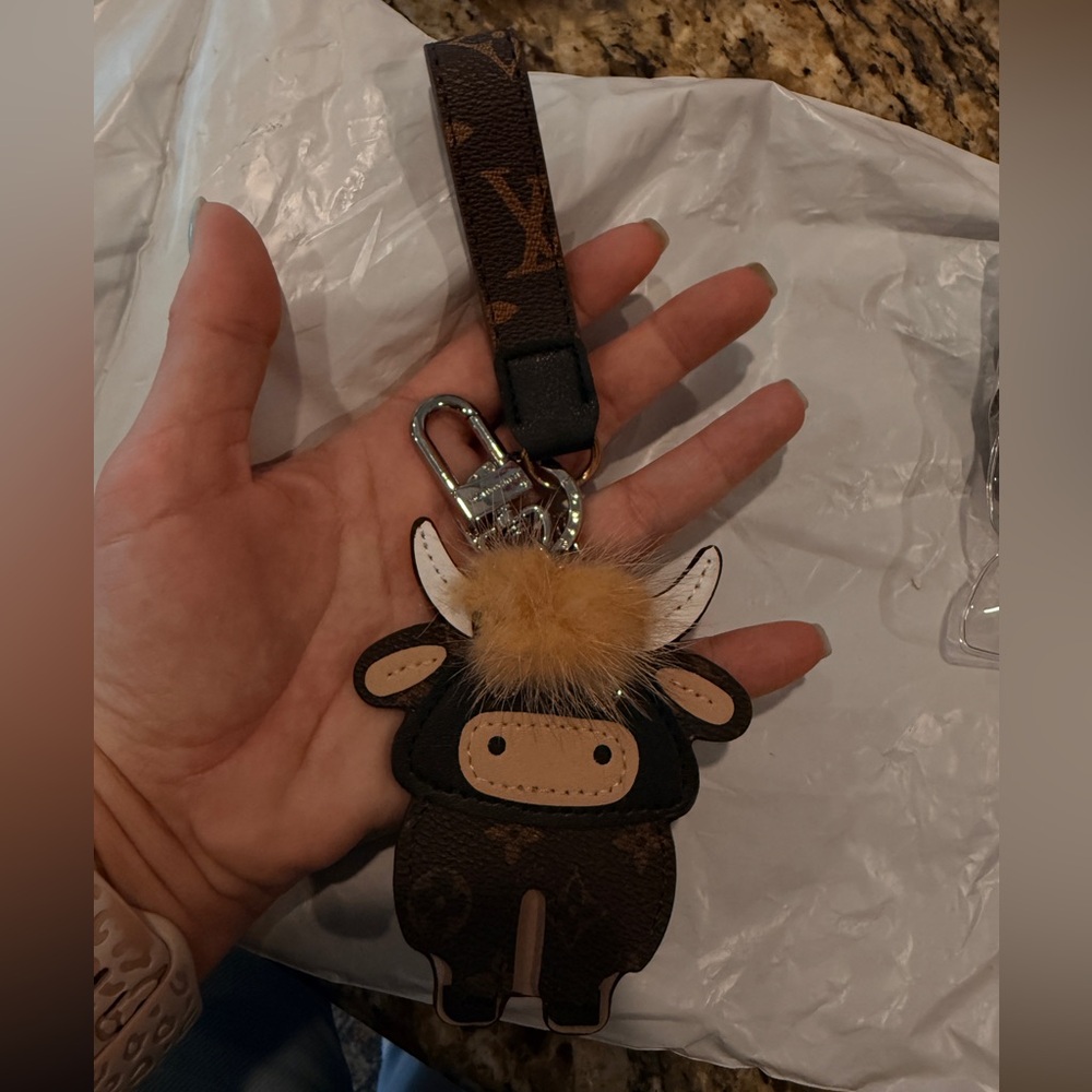 Luxury Monogram Cow Charm Keychain - Brown/Tan